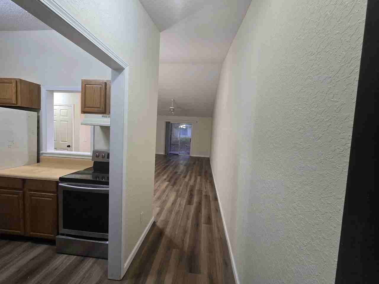 401 S Ashley St #1 - Photo 7 of 31