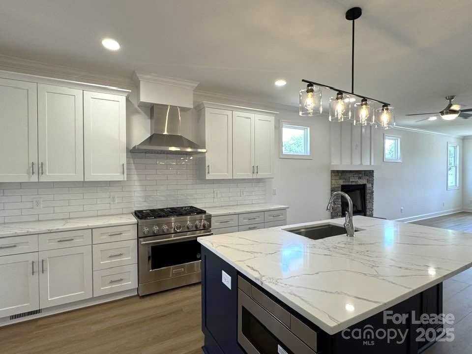 8070 Blackwood Rd - Photo 2 of 39