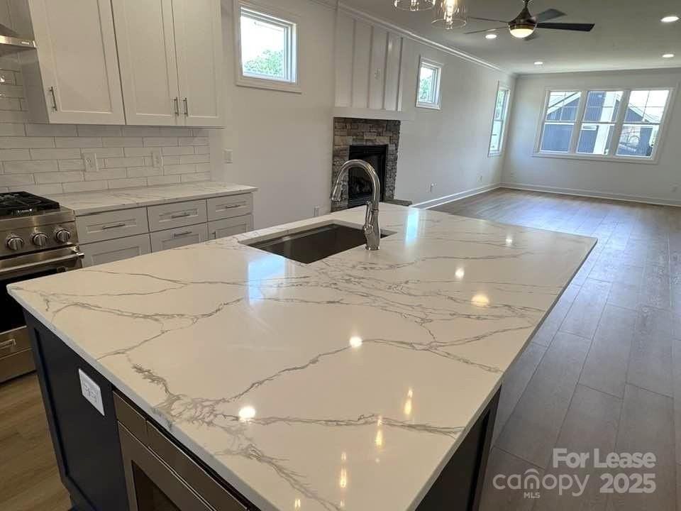 8070 Blackwood Rd - Photo 7 of 39