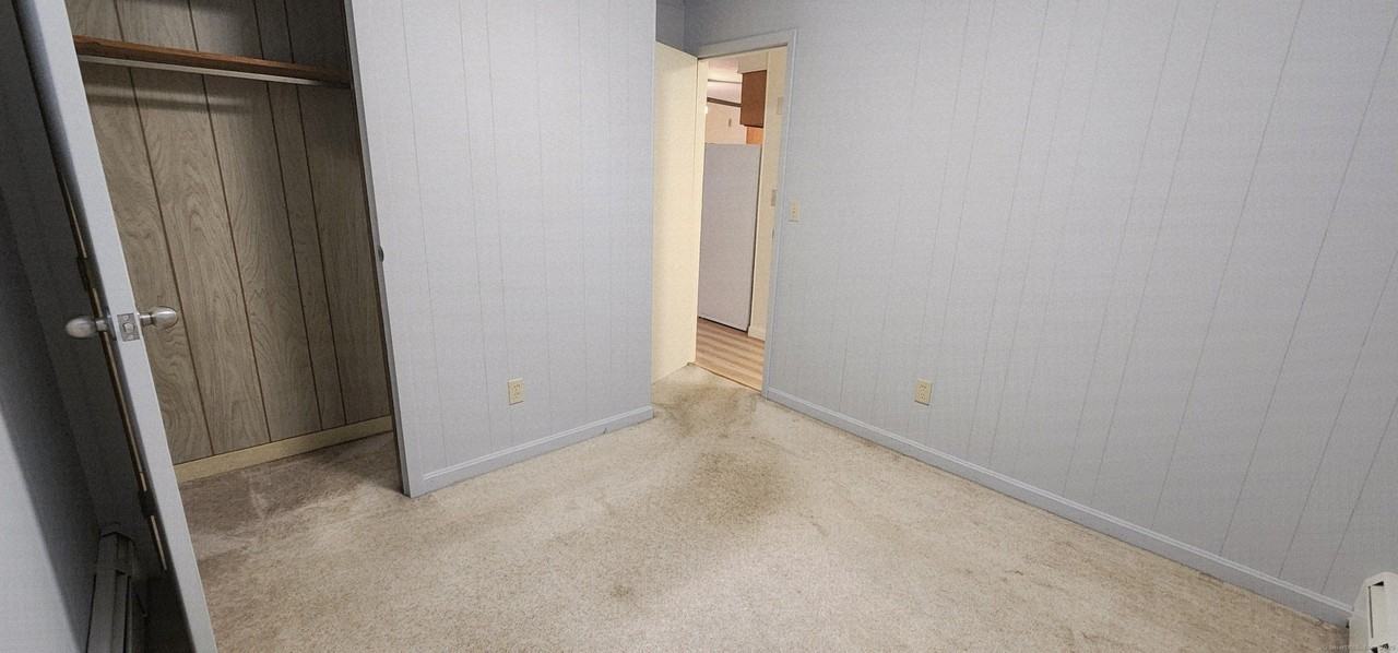 1267 Thompson Rd #B - Photo 5 of 9