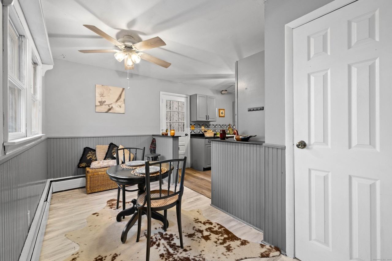 15 Egypt Ln - Photo 7 of 40