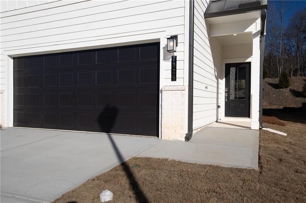 7325 Mulberry Trace Ln - Photo 4 of 50