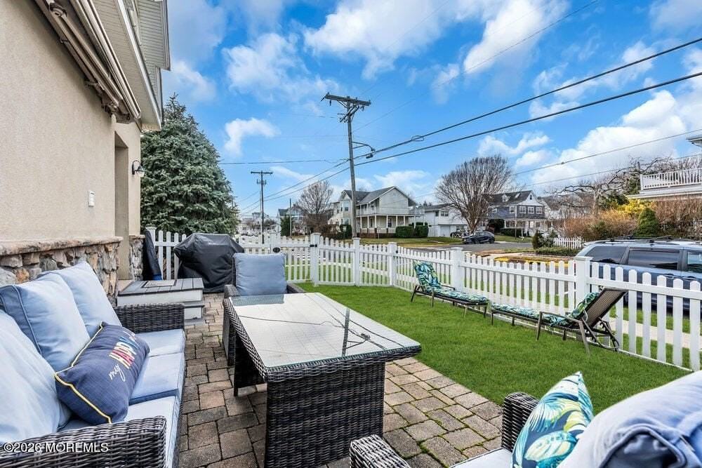 120 10th Ave #11 - Photo 3 of 30