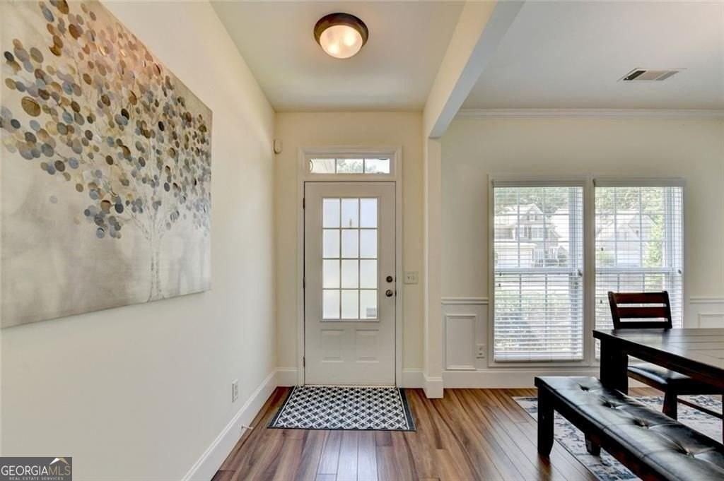 335 Pintail Ct - Photo 4 of 47