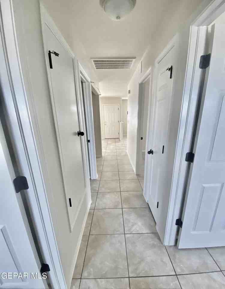 9389 San Lorenzo Ave Unit A #A - Photo 4 of 17