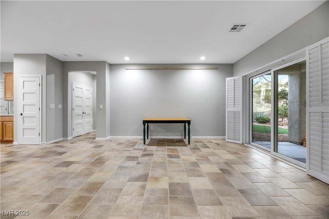 2130 Fort Halifax St - Photo 2 of 30