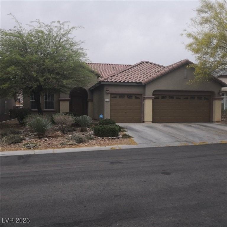 8685 Rigby Ct - Photo 2 of 20