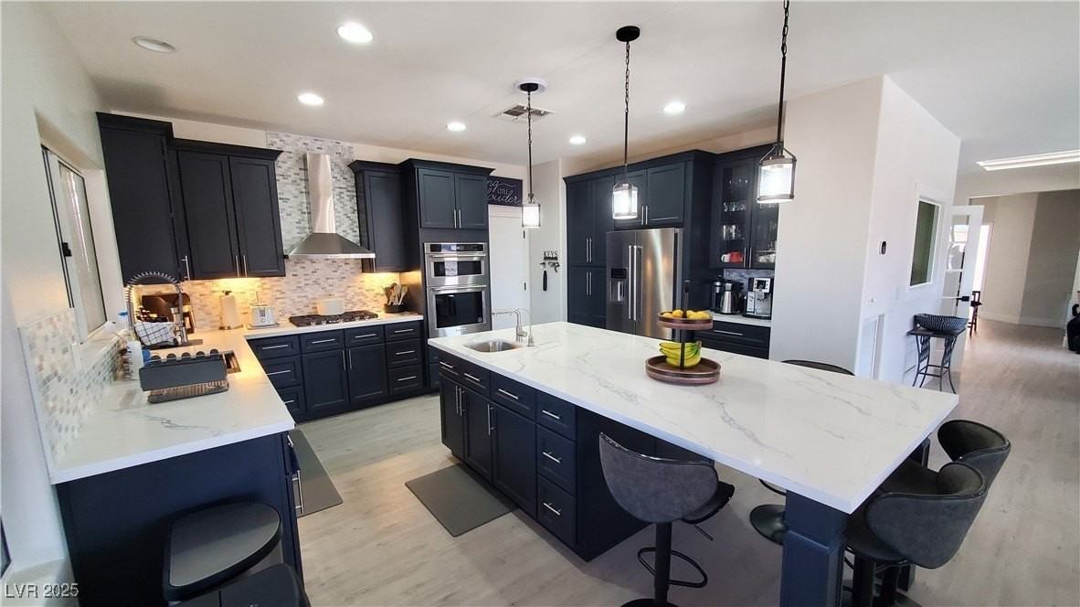 2106 Dipinto Ave - Photo 3 of 46