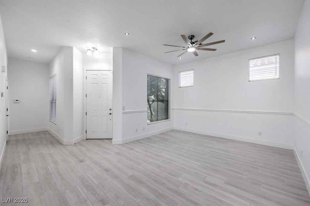 111 Twin Towers Ave - Photo 5 of 29