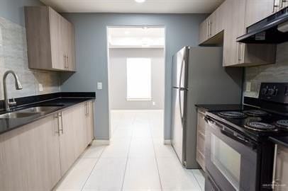 1421 W Harrison Ave #6 - Photo 2 of 8