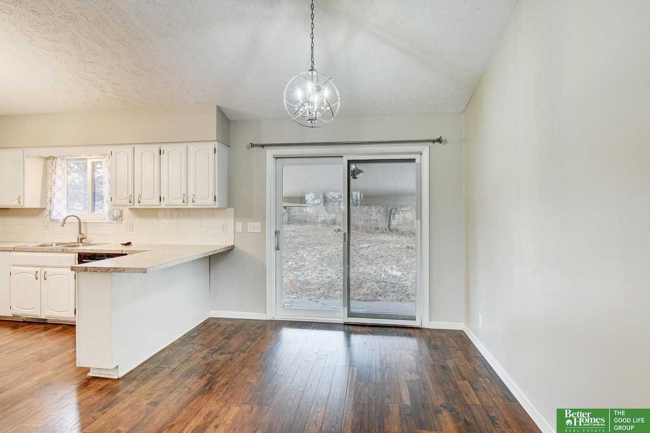 13527 Washington Cir - Photo 6 of 27