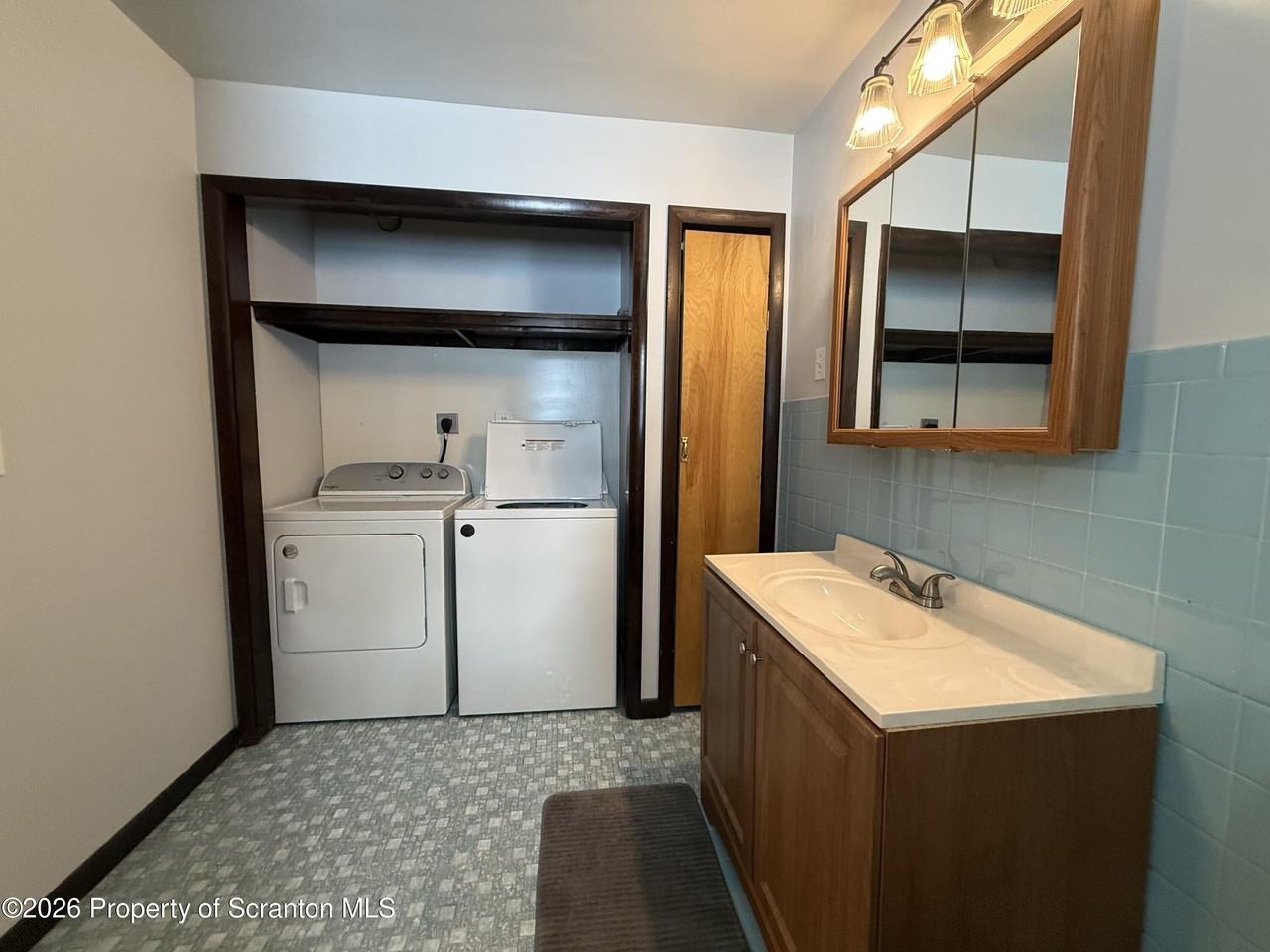 15 Glenn Ave Unit 1 #1 - Photo 6 of 13