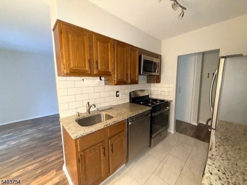 458C River Rd - Photo 3 of 11