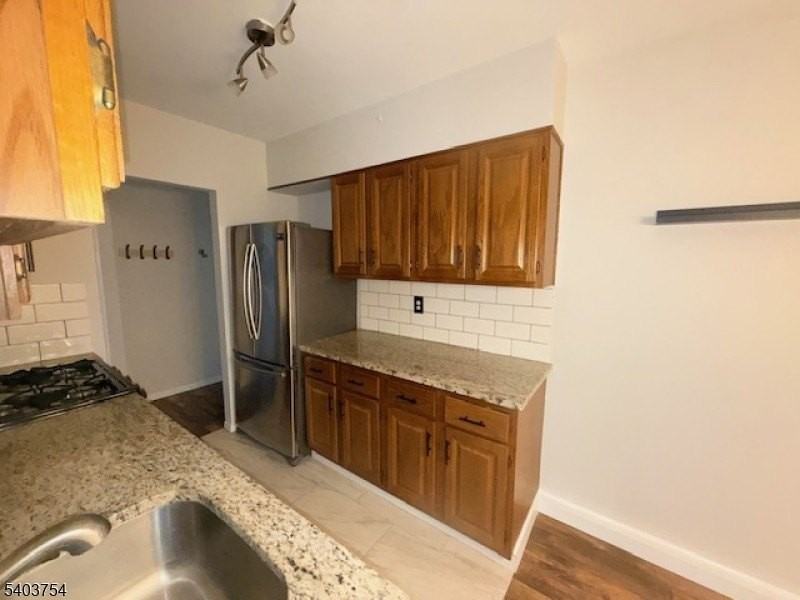 458C River Rd - Photo 4 of 11