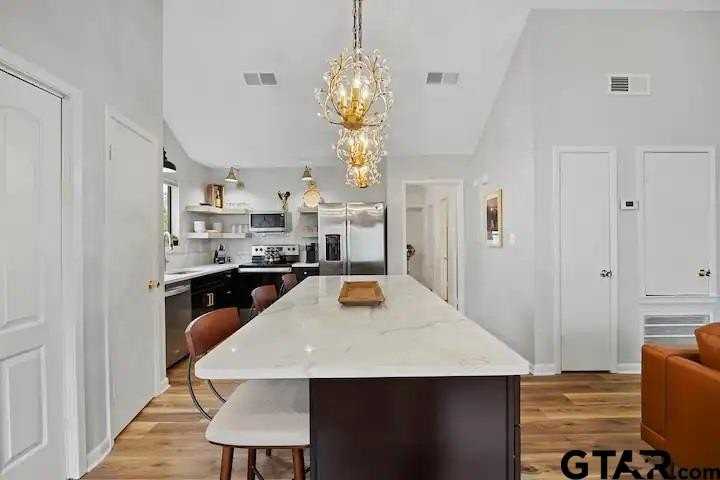 1745 Eaglewood Dr - Photo 2 of 6