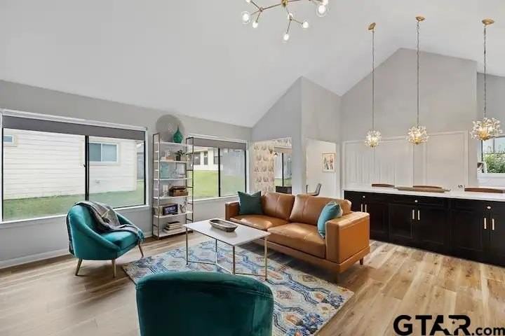 1745 Eaglewood Dr - Photo 3 of 6