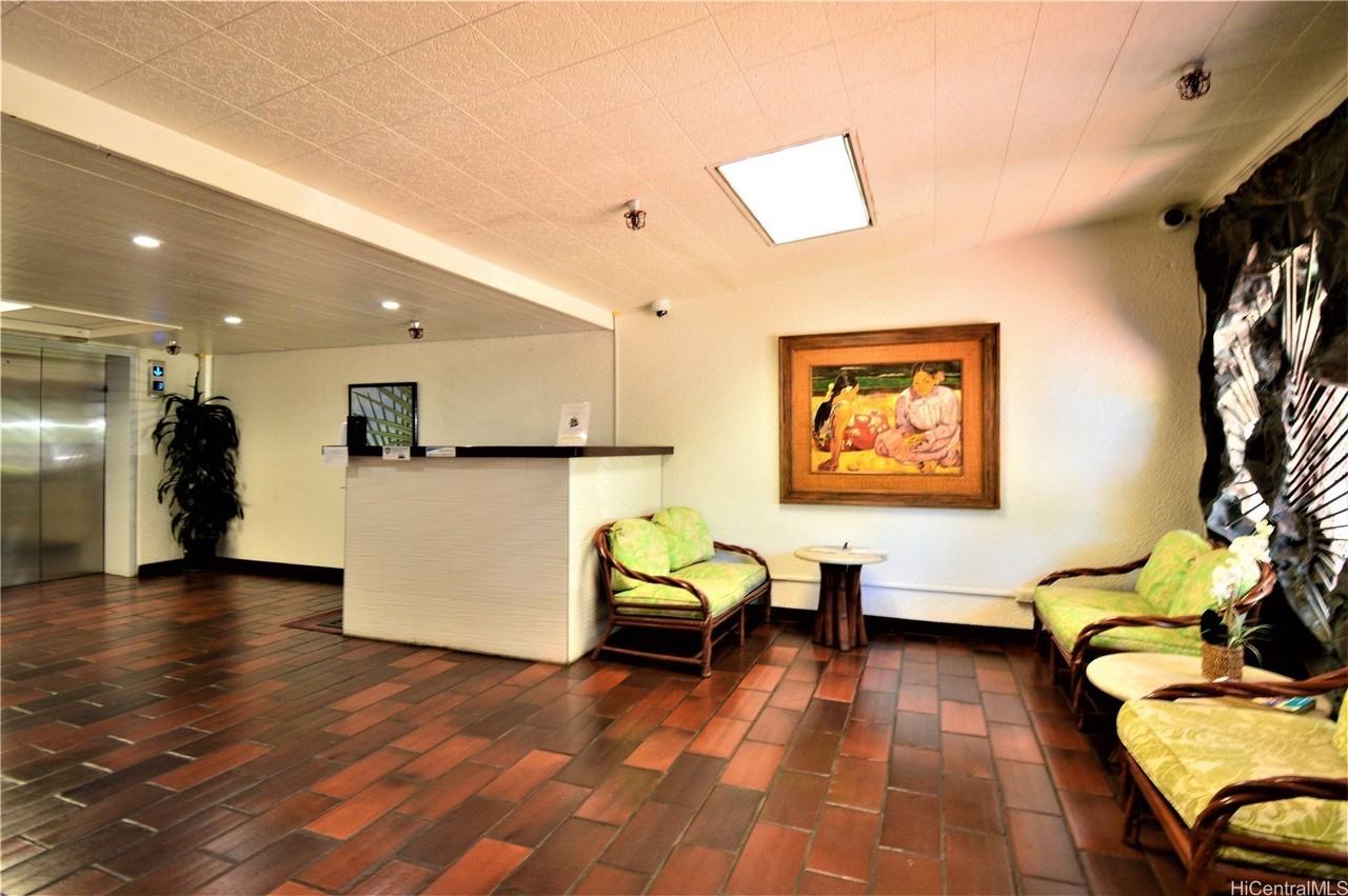 430 Keoniana St Apt 1005 #1005 - Photo 3 of 20