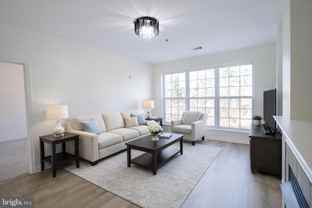 400 Symphony Cir - Photo 1 of 1