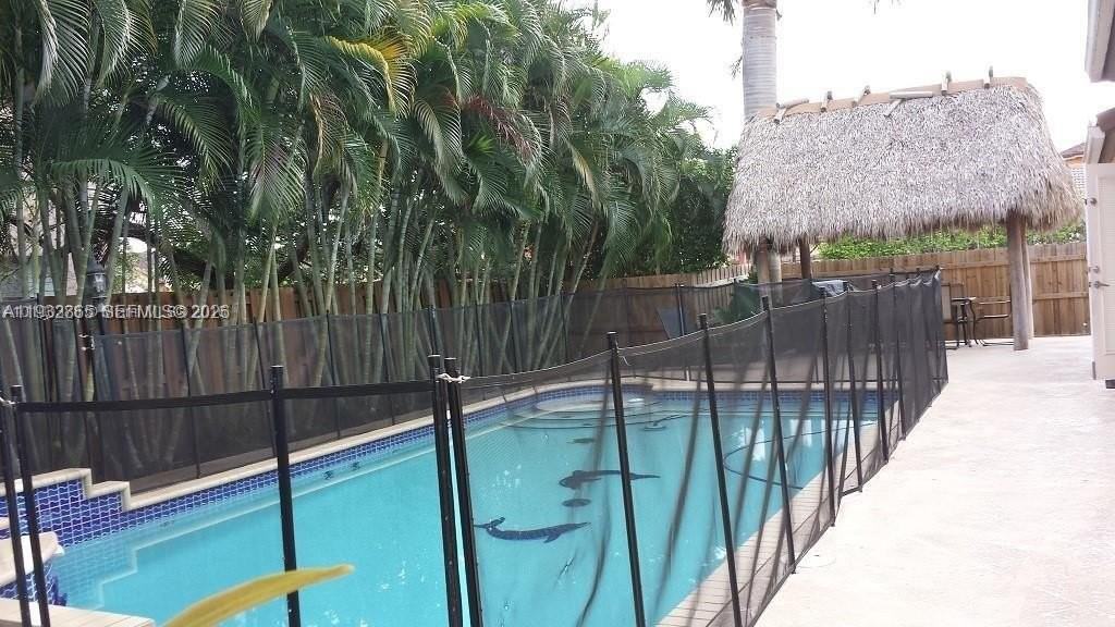 15205 Sw 13th Ter - Photo 3 of 12