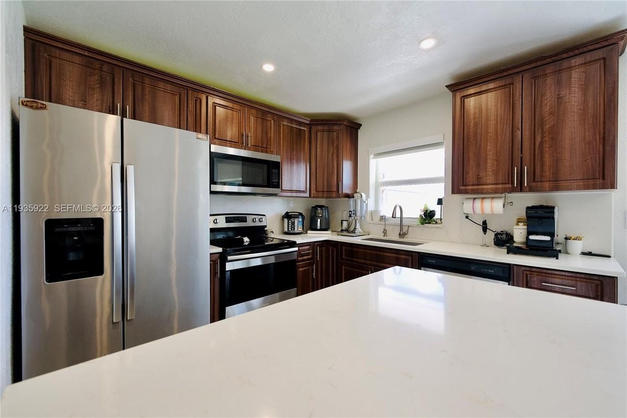 14515 Sw 105th Ct #0 - Photo 7 of 26