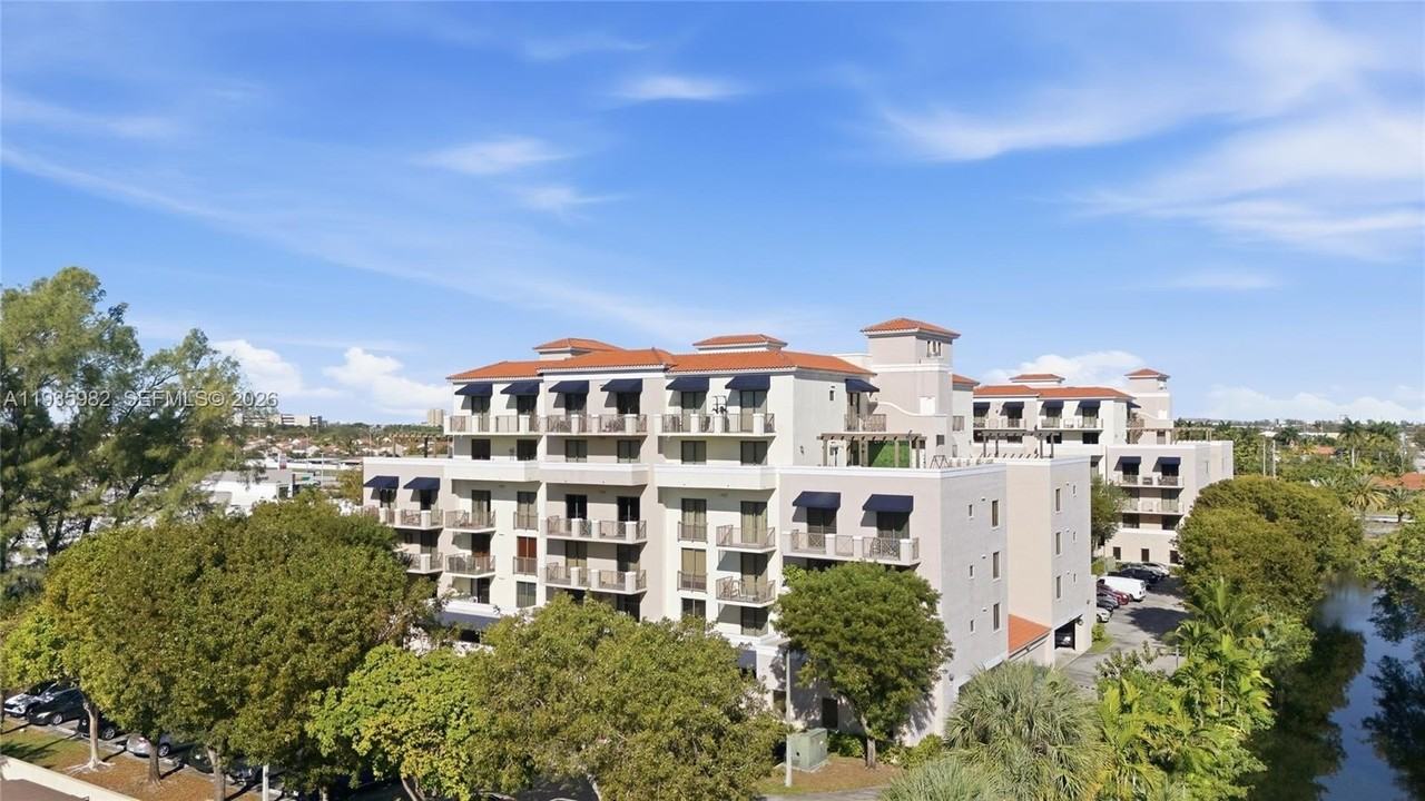 8430 Sw 8th St #405B - Photo 4 of 50