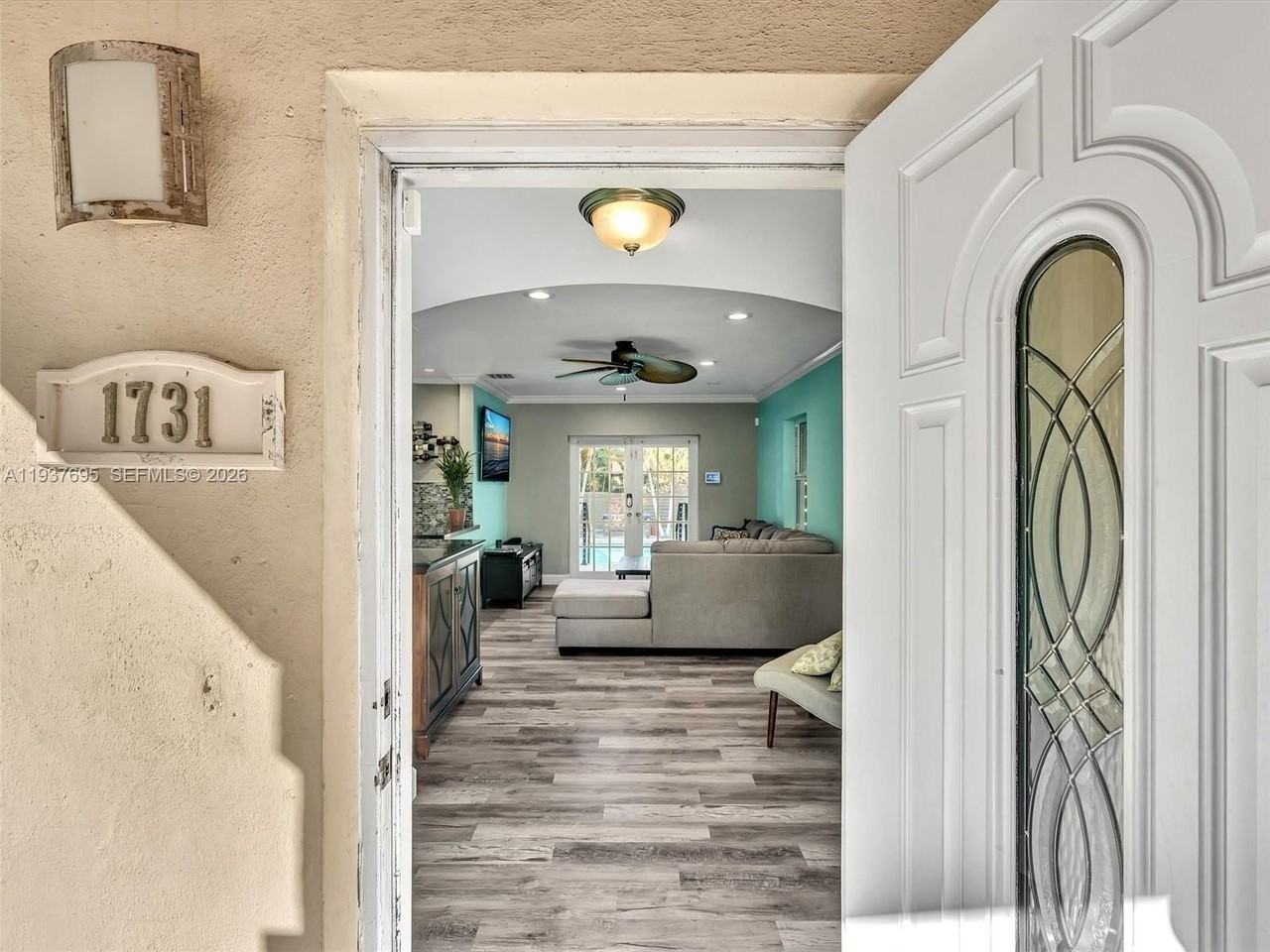 1731 Nw 7th Ter - Photo 7 of 50