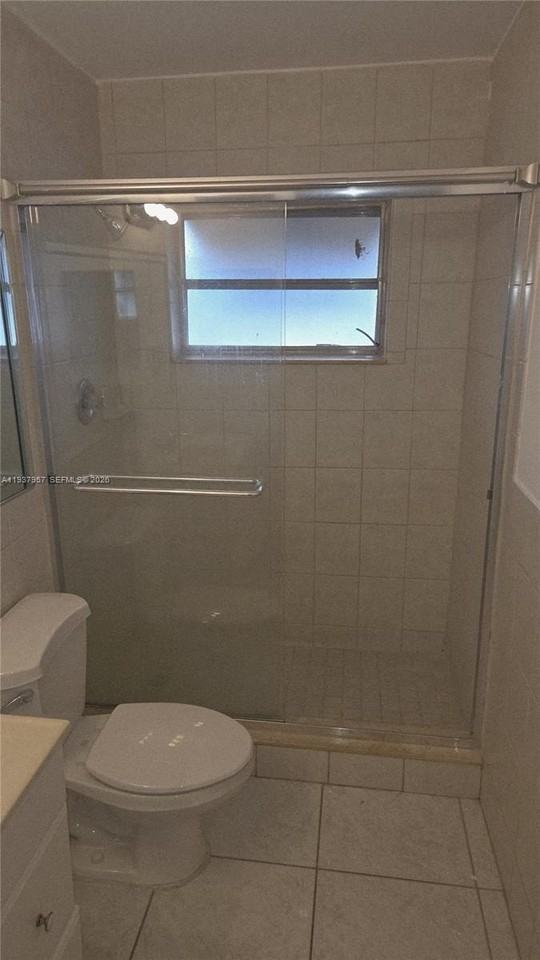 9507 Nw 80th Ct - Photo 5 of 13