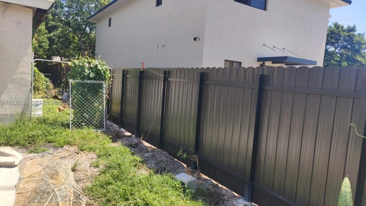 1901 Nw 51st Ter #1901 - Photo 6 of 15