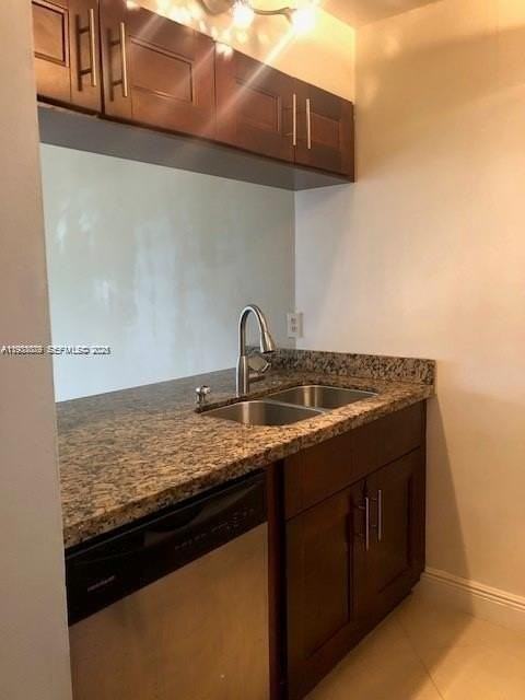 10187 Twin Lakes Dr #23I - Photo 4 of 9