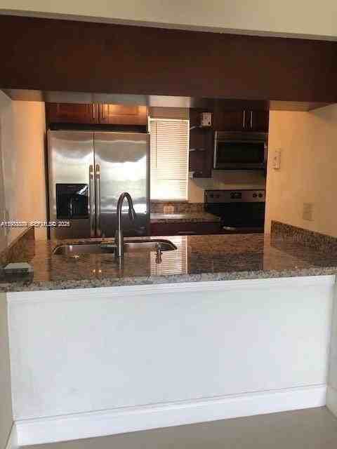 10187 Twin Lakes Dr #23I - Photo 6 of 9