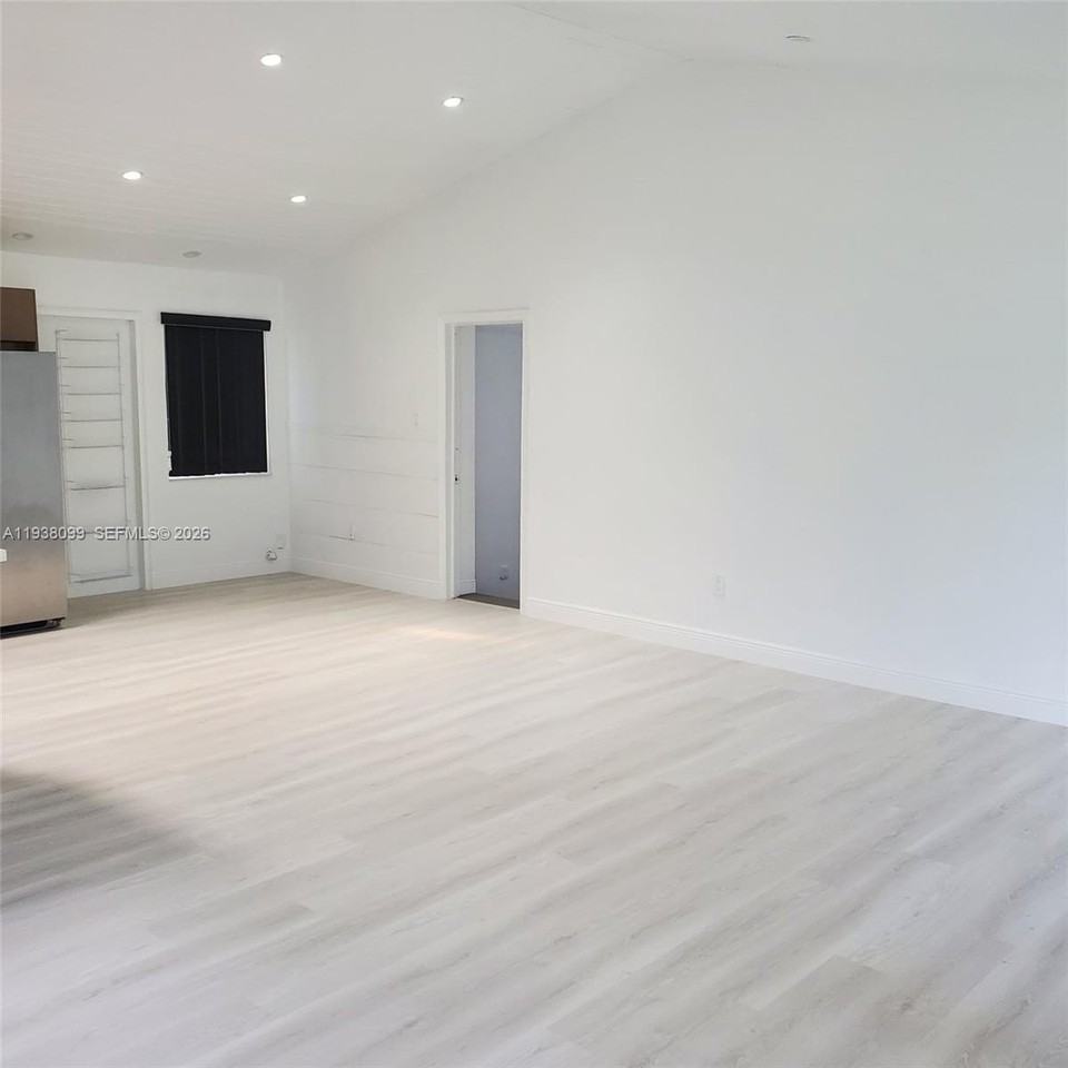 326 Ne 118th St #1 - Photo 2 of 11