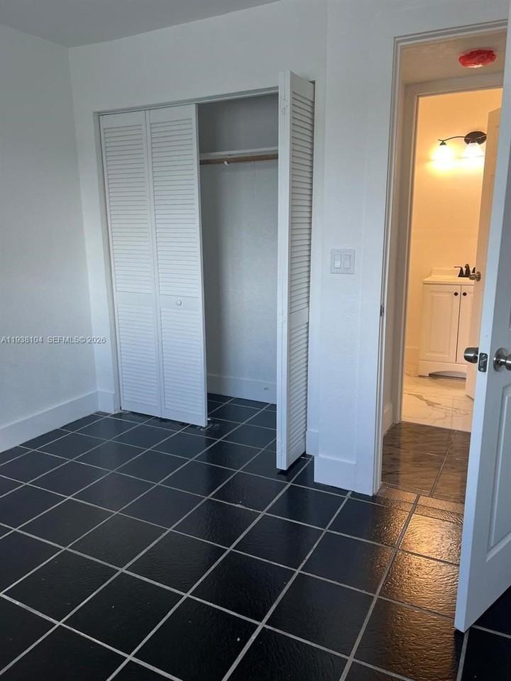 14013 Sw 281st Ter - Photo 4 of 10