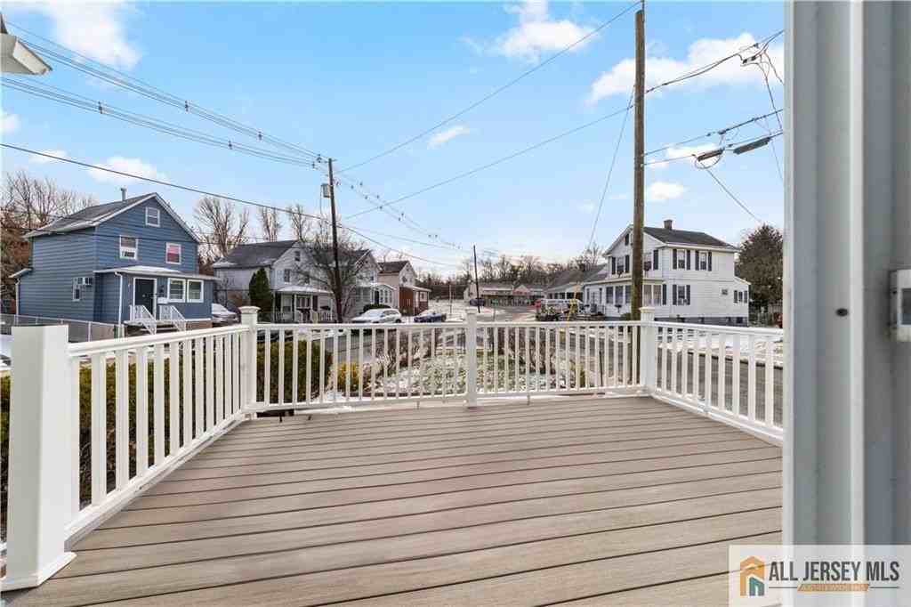 1 Stanton St - Photo 7 of 48