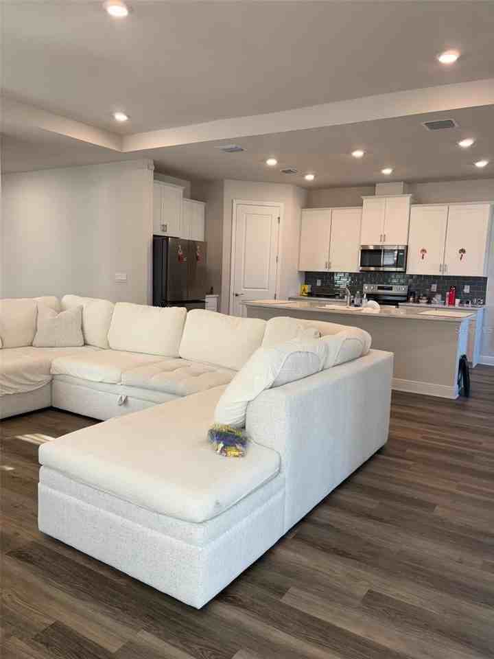 4307 Pullet Ct - Photo 4 of 16