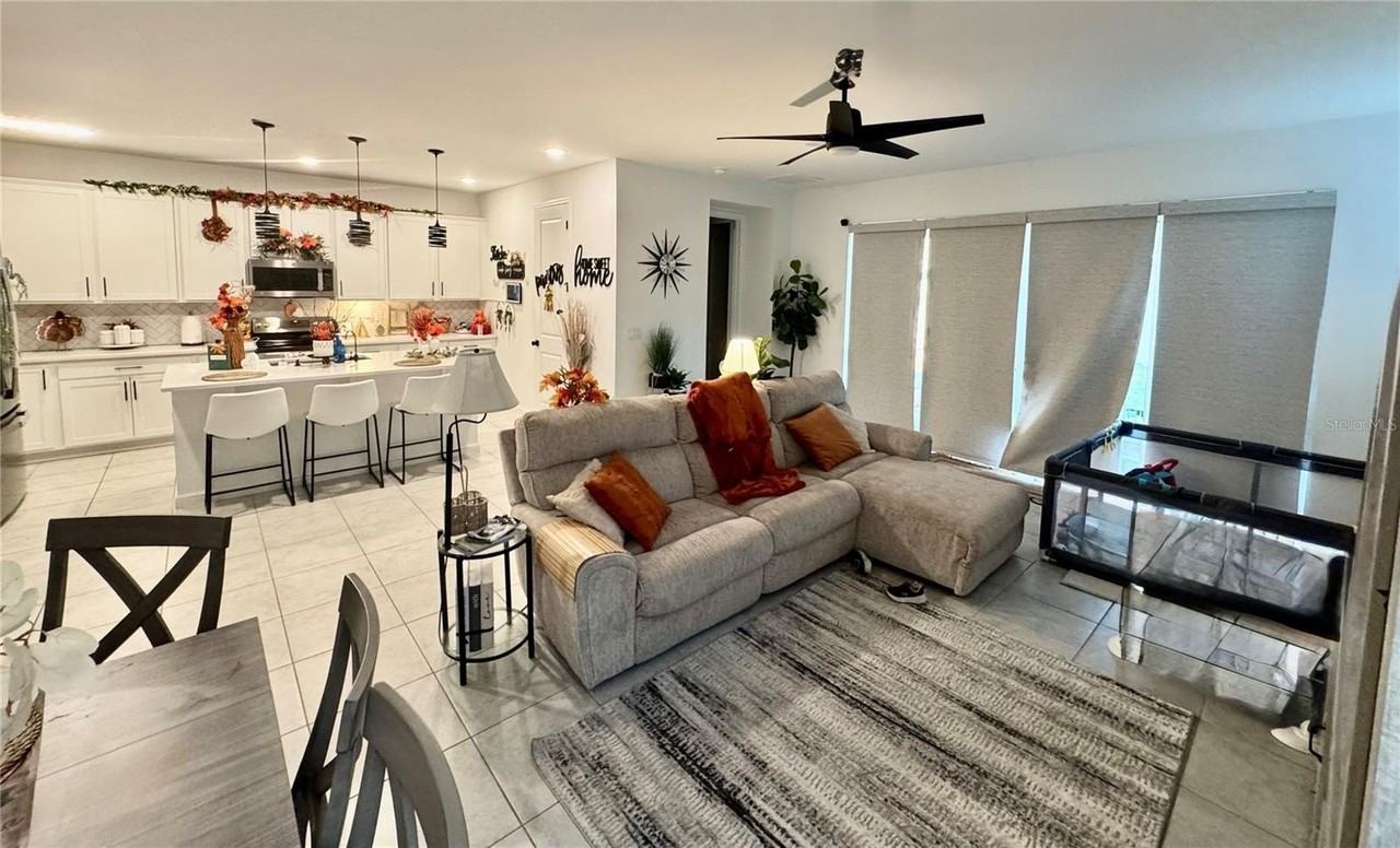 1116 Mattie Pointe Blvd - Photo 4 of 22