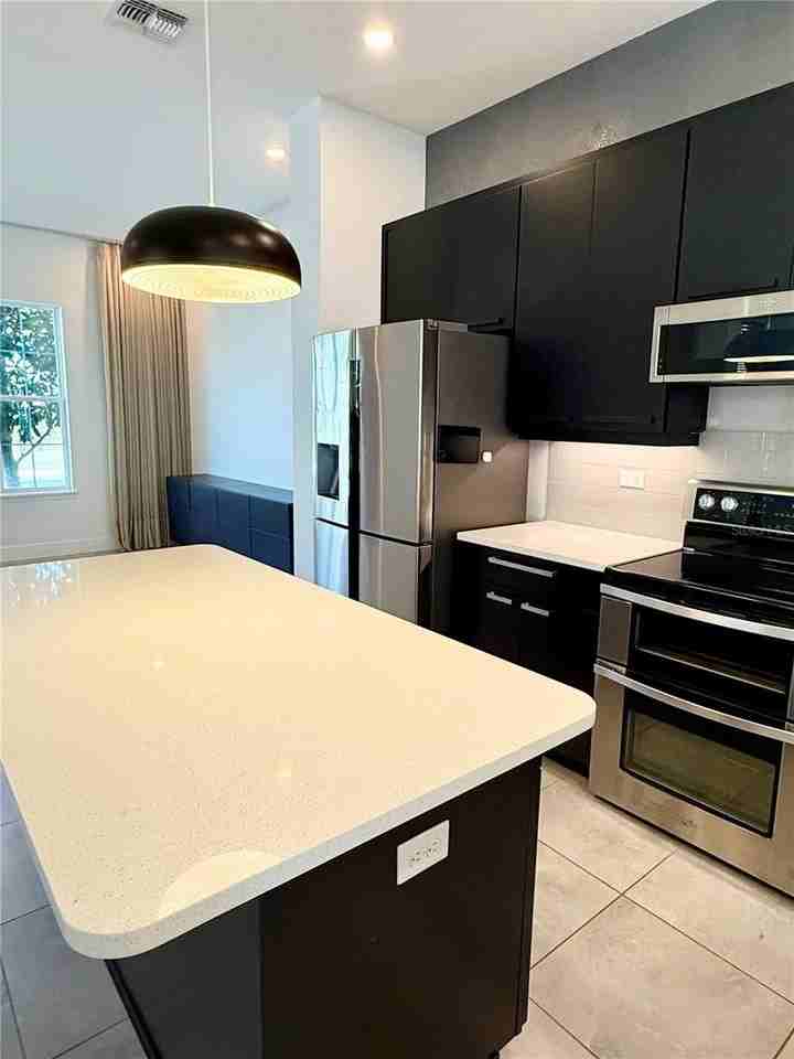 8160 Iron Mountain Trl - Photo 4 of 31