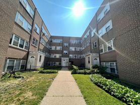 6019 N Fairfield Ave - Photo 1 of 1