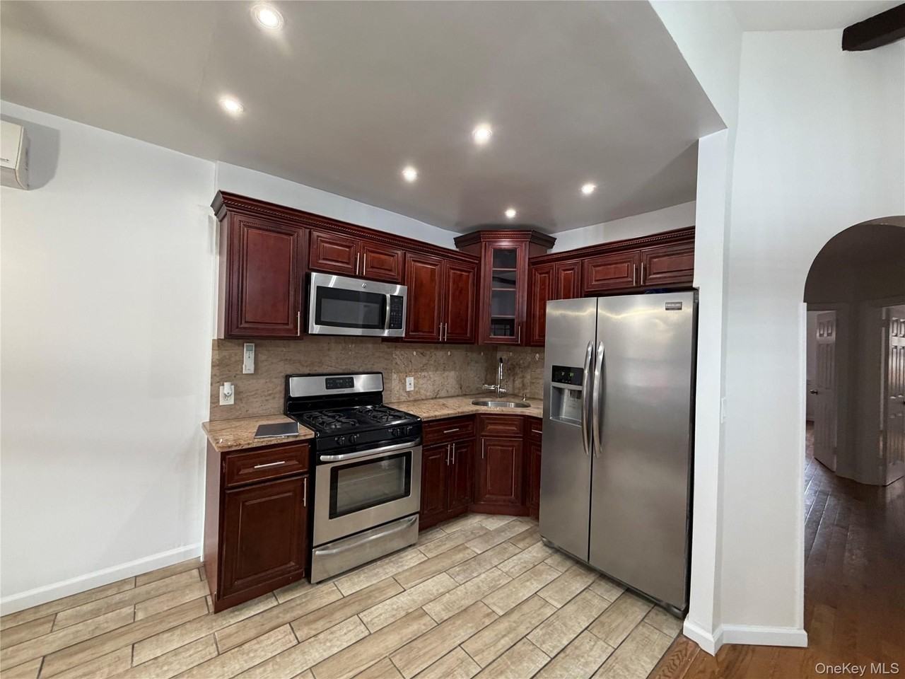 115-43 205th Street unit: 1 St #1st - Photo 4 of 12