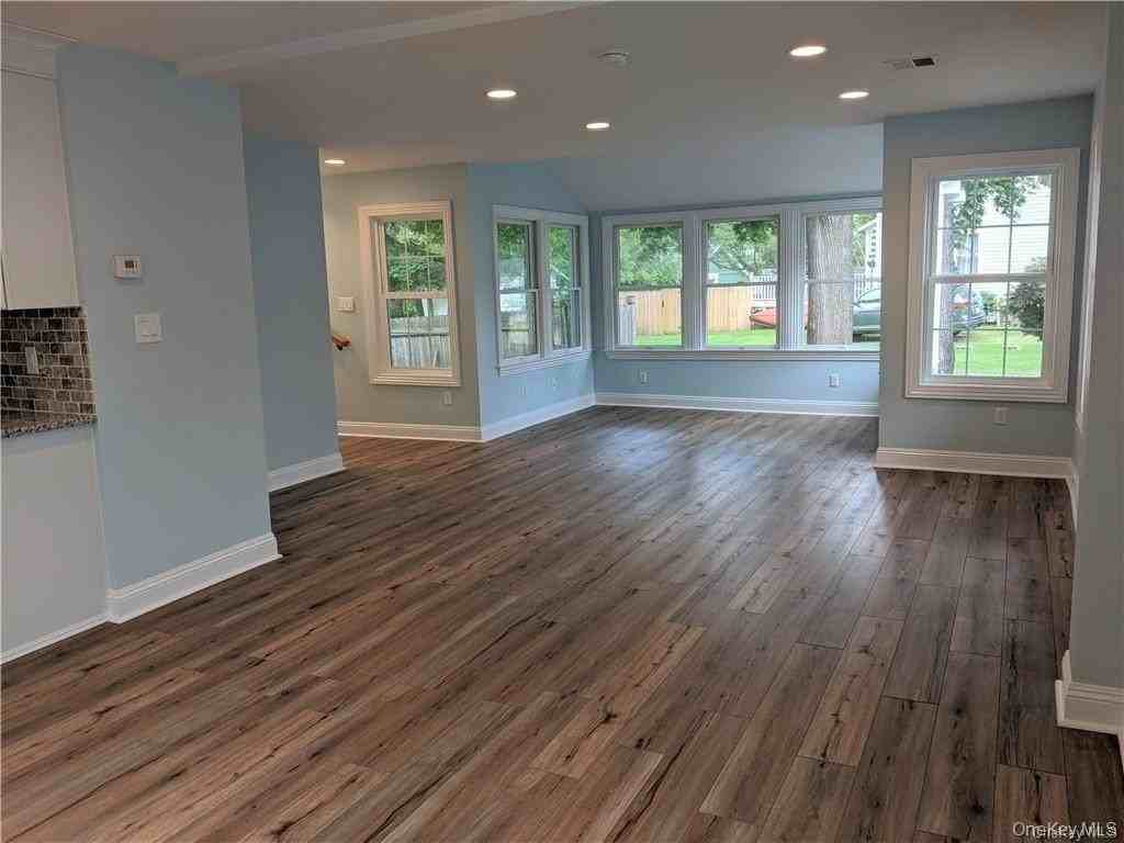 22 Wheeler Ave - Photo 3 of 15