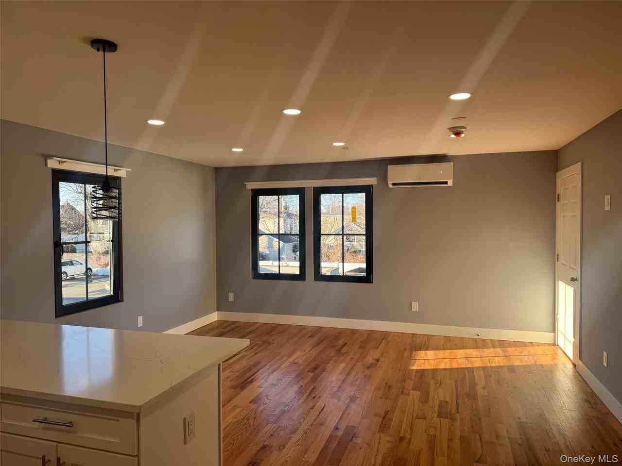 1035 Montauk Hwy Unit 6 #6