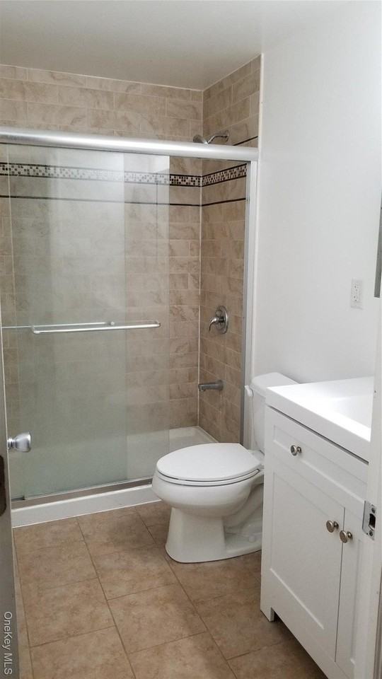 27 Inwood Ave - Photo 4 of 4