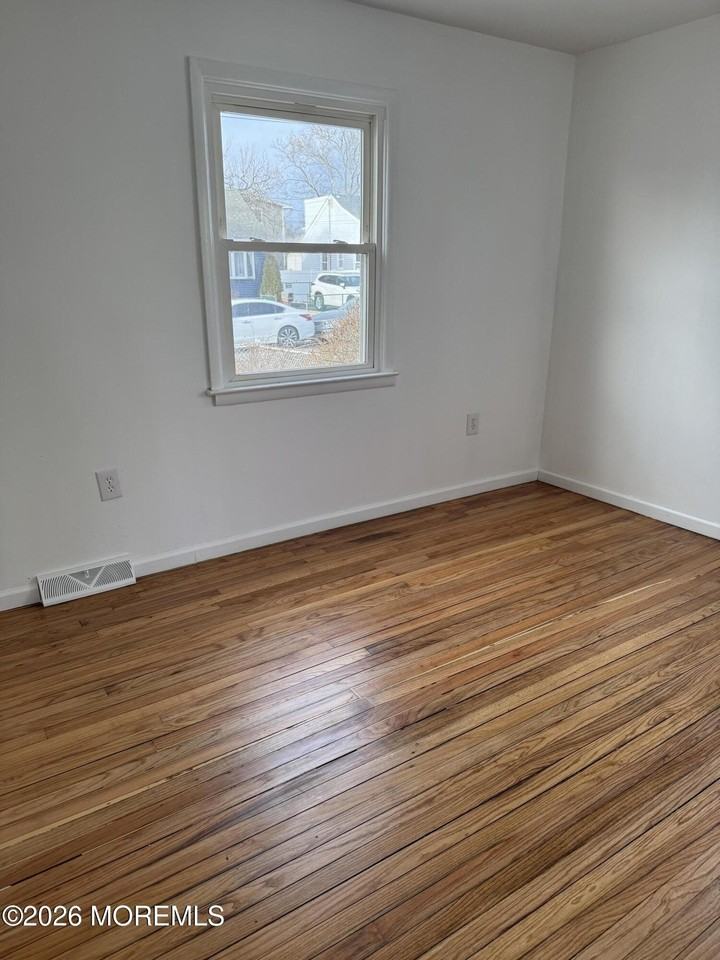 174 Seabreeze Way - Photo 3 of 12