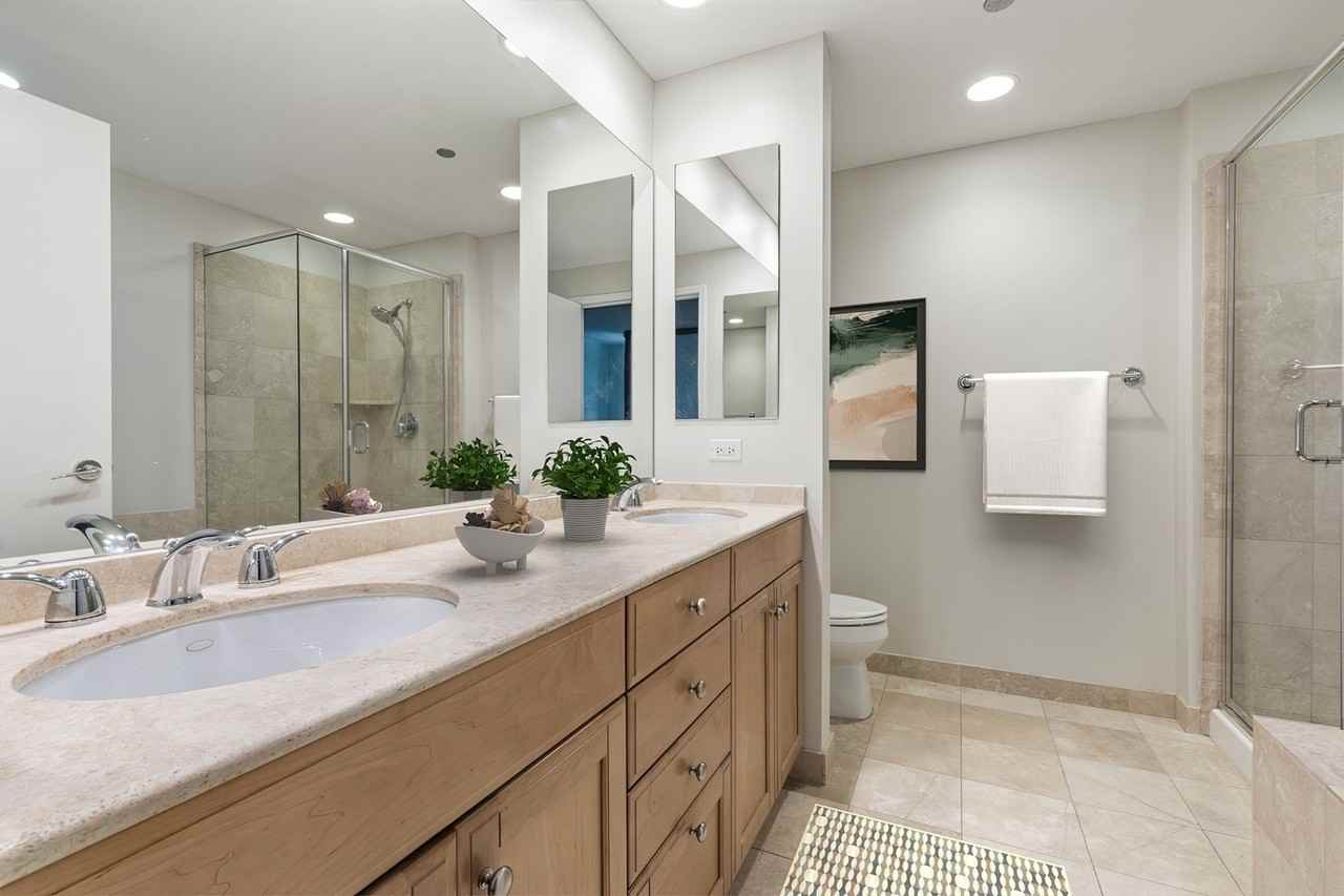 600 N Lake Shore Dr Apt 1703 #1703 - Photo 6 of 15