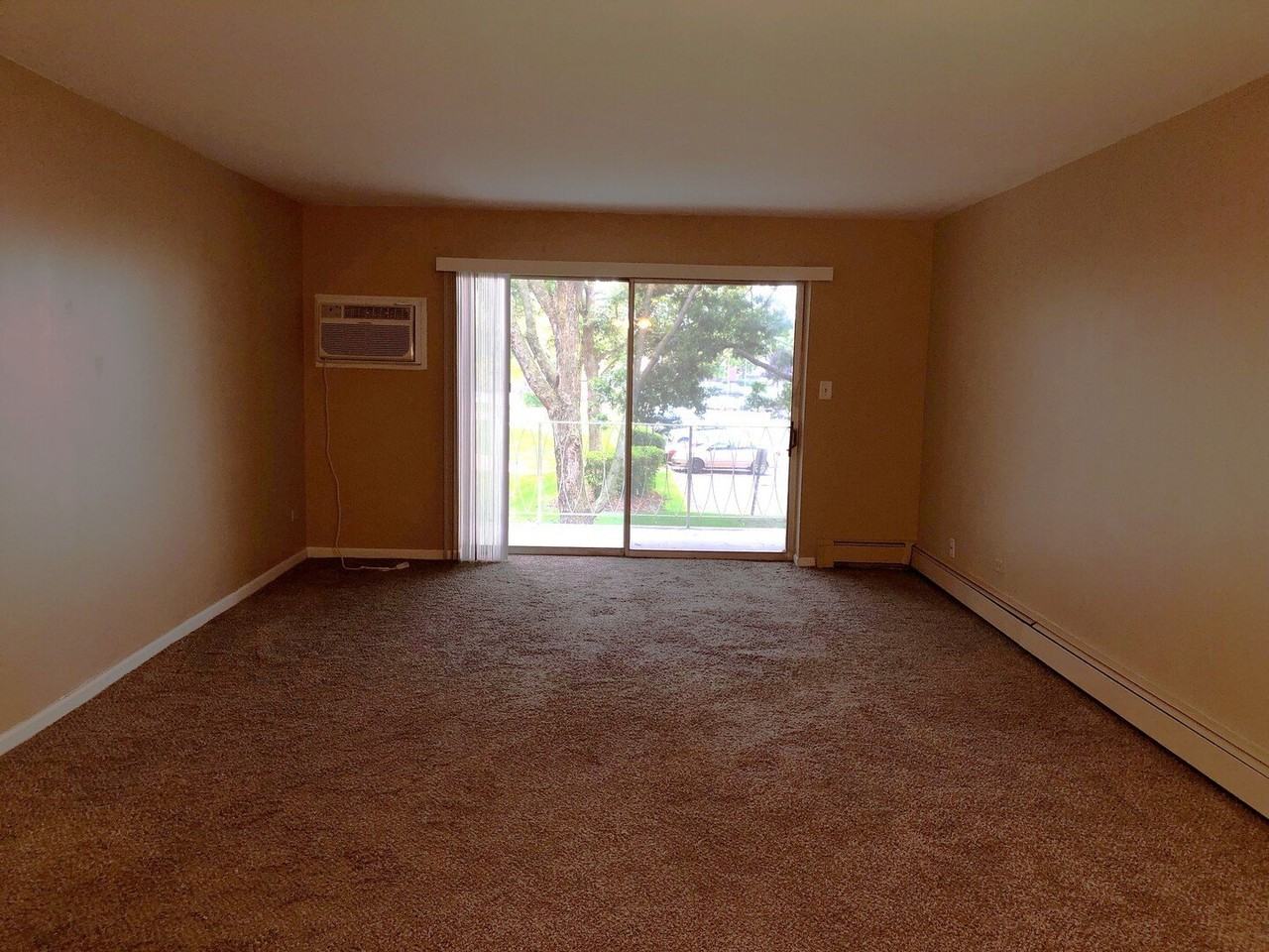 1331 S Finley Rd Apt 208 #208 - Photo 3 of 11