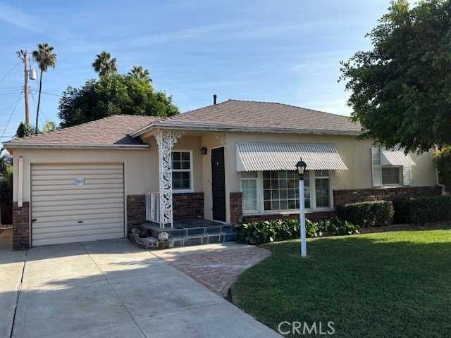 7812 Wellsford Ave - Photo 2 of 26