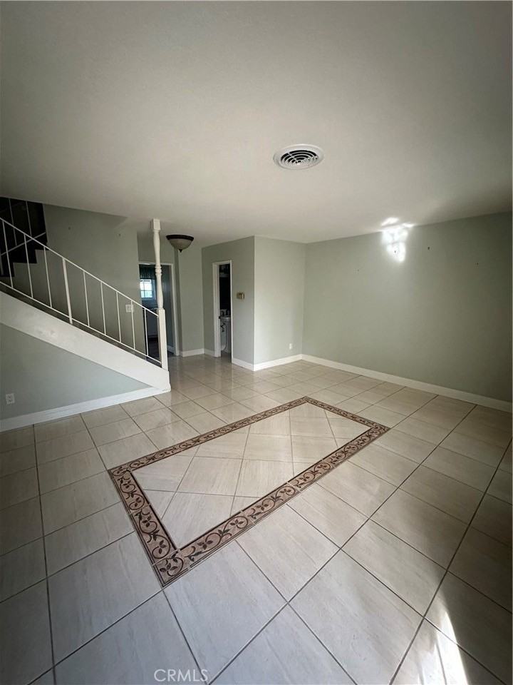 8214 Santa Inez Pl - Photo 2 of 5