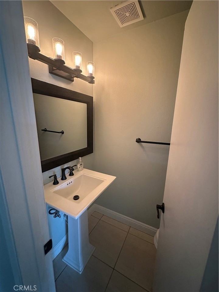 8214 Santa Inez Pl - Photo 3 of 5