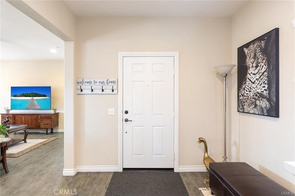 1455 Veronica Ct - Photo 7 of 33