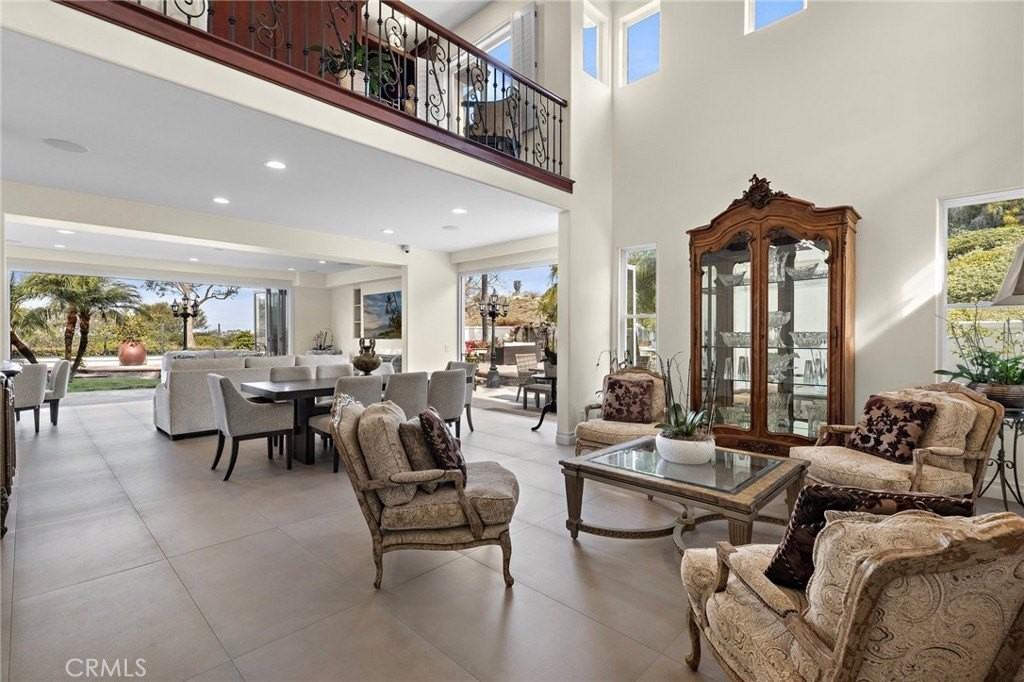 1 Arbella - Photo 5 of 29