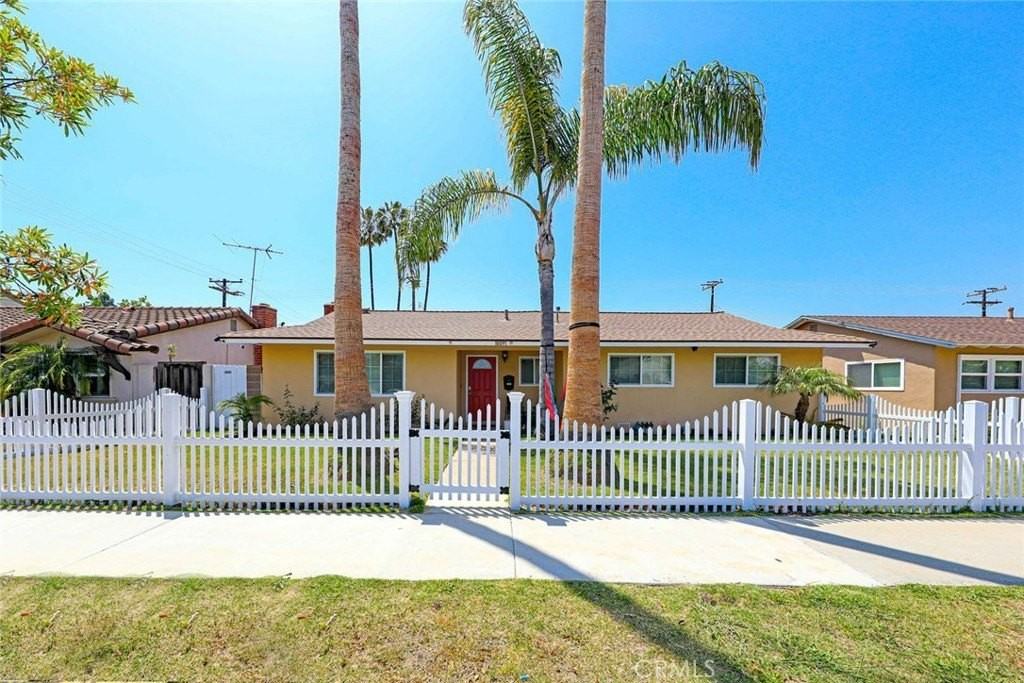 18091 Newland St - Photo 2 of 26